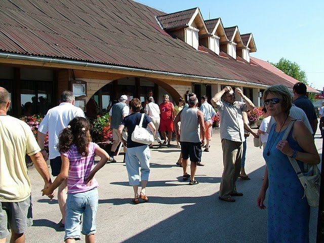 Tulipán Étterem és Panzió